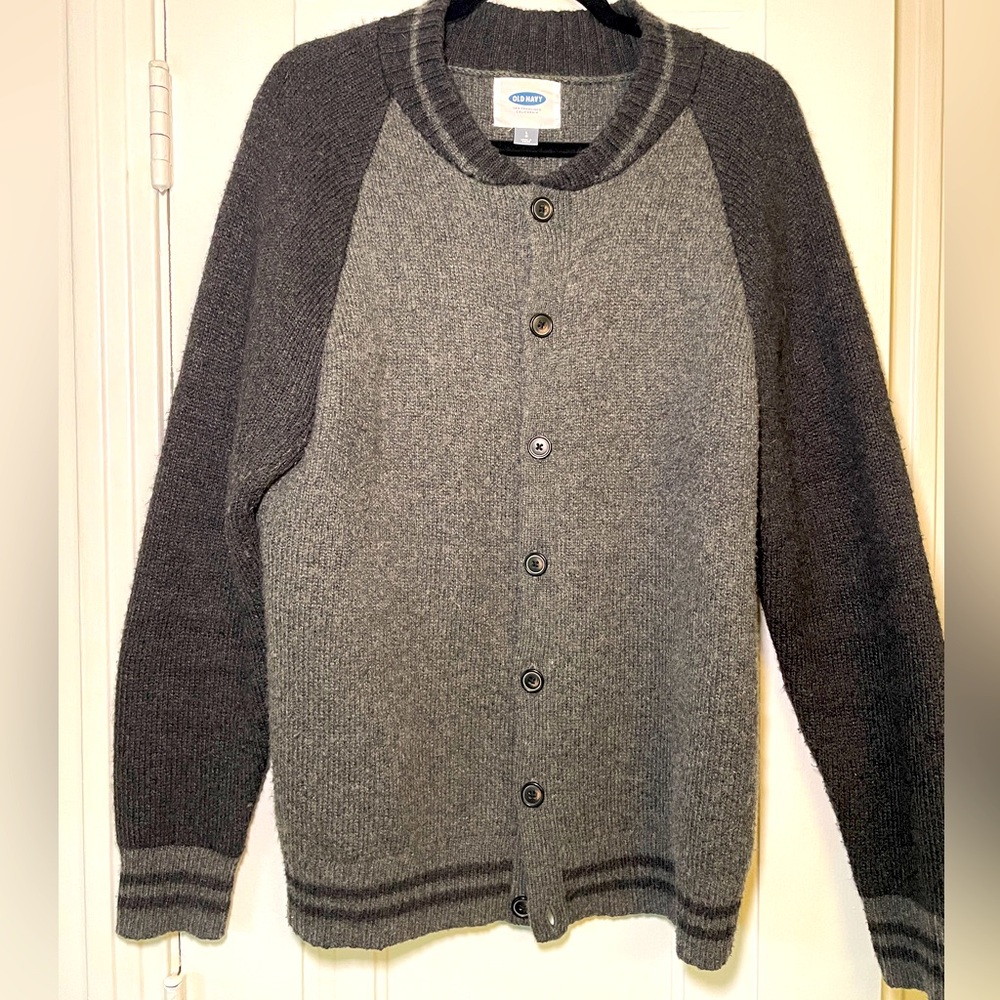 Gray 25% wool sweater